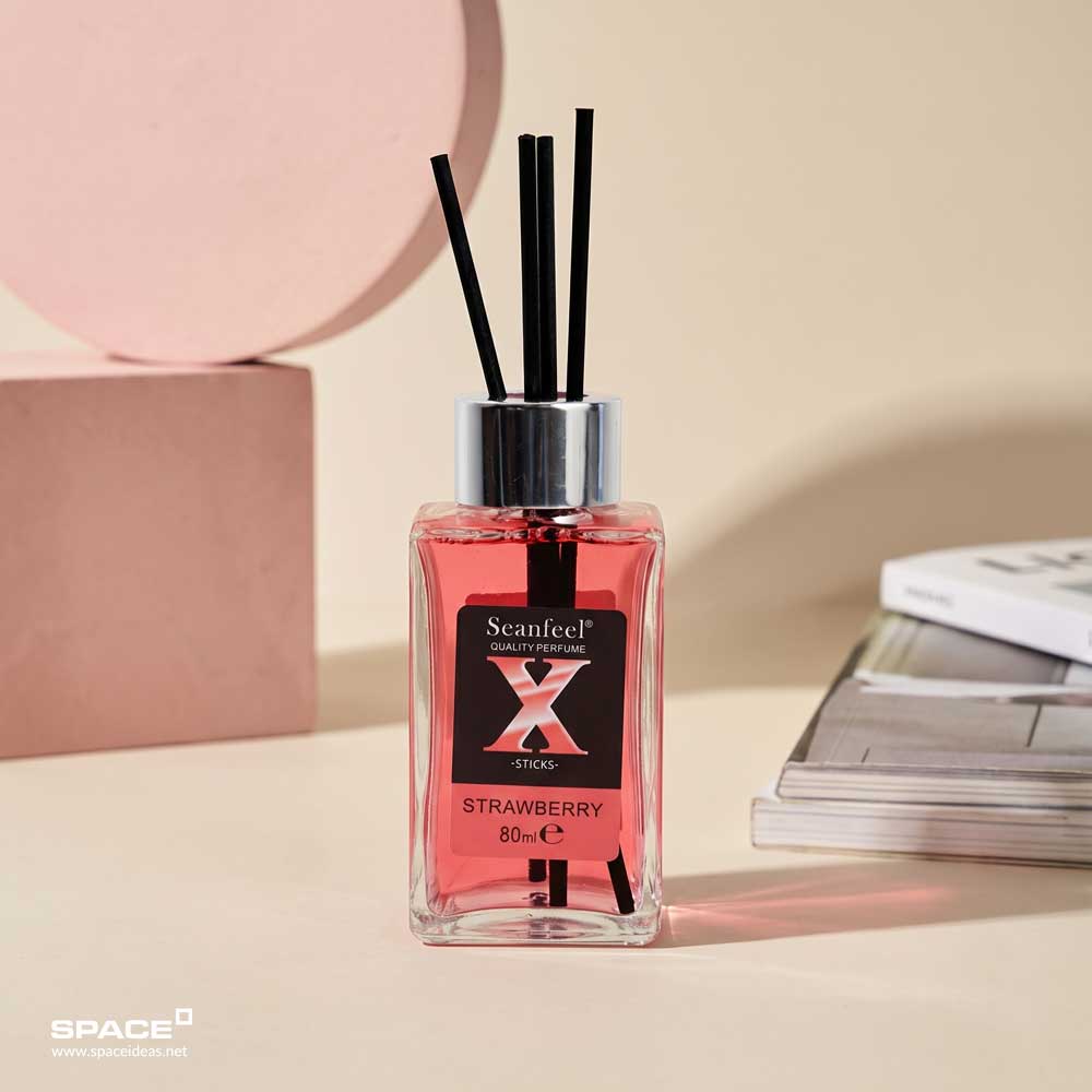 space-Diffuser-Strawberry